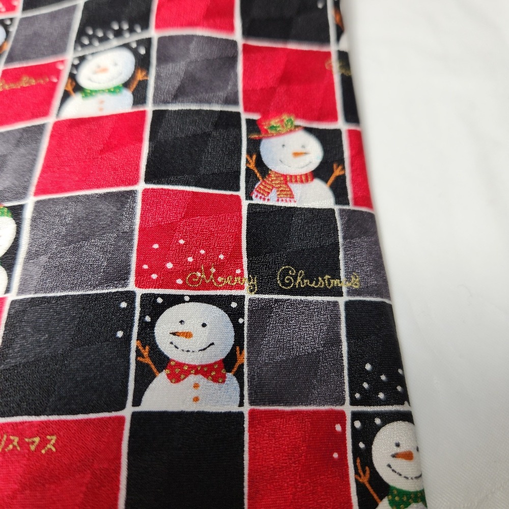 Hallmark Christmas Mens Neck Tie Holiday Traditions Snowman Silk 56"‎ - Picture 5 of 7